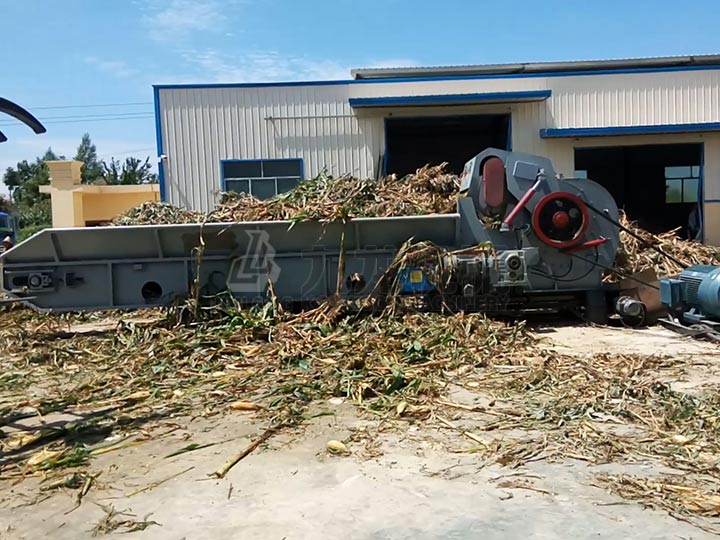 玉米秸稈粉碎機(jī) 玉米秸稈粉碎機(jī)